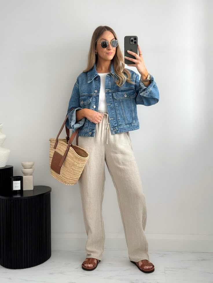 Shop Linen Drawstring Trousers - … and other curated products on LTK, the easiest way to shop everything from your favorite creators. Linen Pants Outfit Fall, Mum Wardrobe, Beige Linen Pants Outfit, Missy Elz, Linen Trousers Outfit, Cream Pants Outfit, Trousers Outfit Casual, Beige Pants Outfit, Chilly Outfits