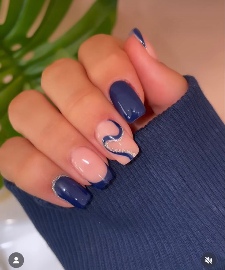 Square Gel Nails, Gold Gel Nails, Navy Nails, Formal Nails, Blue Acrylic Nails, Christmas Gel Nails, Simple Gel Nails, Her Nails, Casual Nails