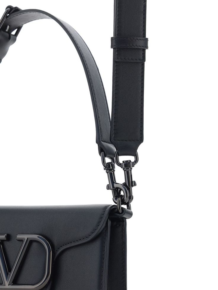 Black leather LocÃ² shoulder bag Width: 19,5 cm Height: 9 cm Depth: 5,5 cm Handle height: 12 cm Shoulder strap length: 68 cmGender: MENMaterial: EXTERIOR: 100% CALF LINING: 100% LEATHER FINISHING: ENAMELED METALColor: BlackMade in: ITProduct ID: 5Y2B0B63VTQ 0NO*Import tax/duty will be calculated at checkout (If applicable) Mens Designer Shoes, Type One, Saint Laurent Shoes, Mini Shoulder Bag, Louis Vuitton Shoulder Bag, Gorgeous Bags, Small Crossbody Bag, Luxury Accessories, Pocket Size