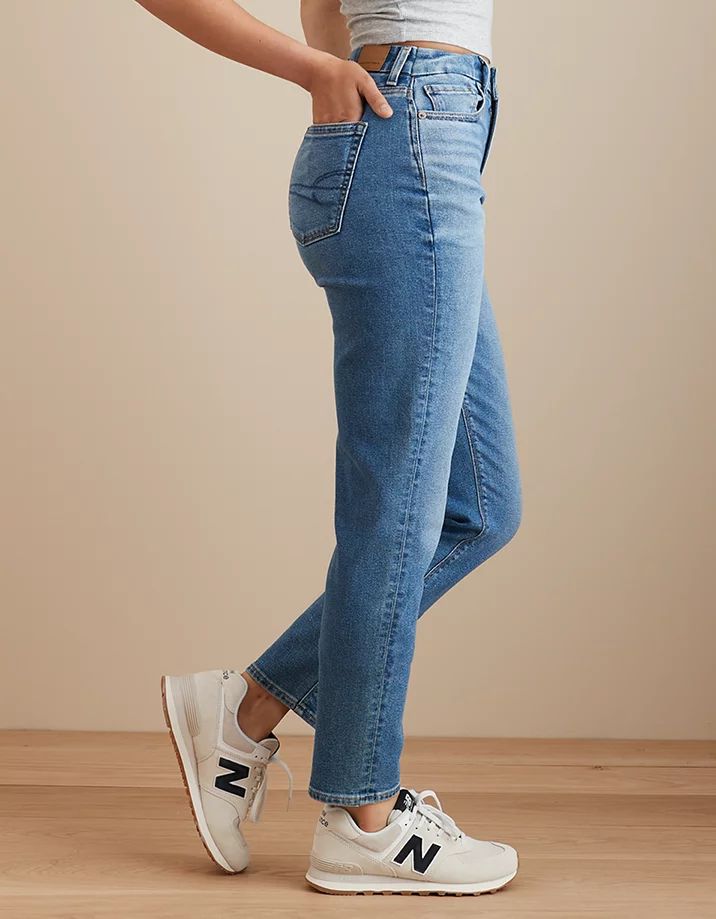 AE Stretch Curvy Mom Jean 30 Something Mom Style, Fall Transition Outfits Mom, Easy Fall Fashion For Moms, Straight Leg Jeans Sneakers Outfits, Classic Mom Style Outfits, Womens Jeans With Sneakers, Mom Jeans High Waisted, Midsize Jeans Outfit Fall, Stay At Home Mom Clothes