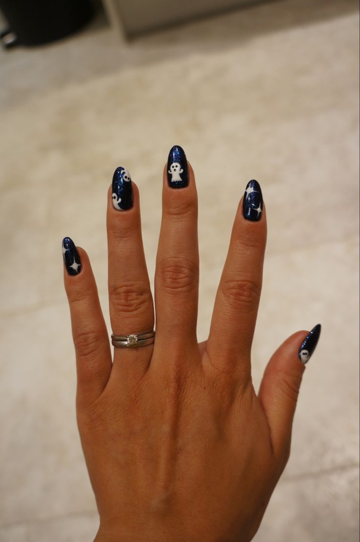 Navy Blue Halloween Nails, Navy Halloween Nails, Dark Blue Halloween Nails, Navy Blue Nails With Design, Fall Nails Navy Blue, Halloween Nails Blue, Dark Blue Fall Nails, Dark Navy Blue Nails, Navy Blue Fall Nails