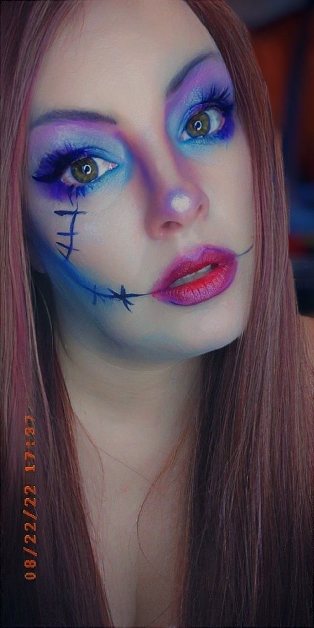 Sally Inspired Makeup Look Nightmare Before Christmas Inspired Makeup, Easy Sally Makeup, Sally Inspired Makeup, Sally Makeup Halloween, Sally Nightmare Before Christmas Makeup, Nightmare Before Christmas Makeup, Sally Makeup, Sally Skellington, Christmas Makeup Look