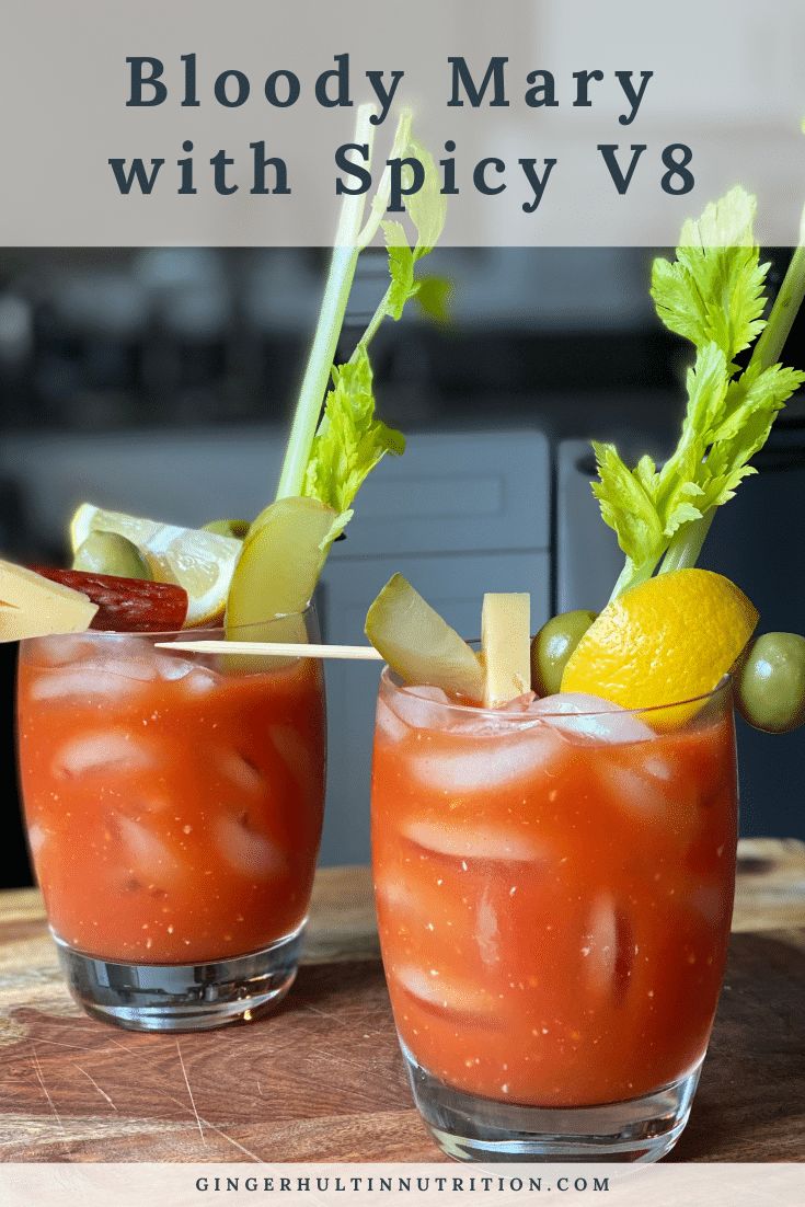 You can absolutely make your own bloody mary's at home and I've got all the tips on alcohol variations, the best garnishes and the flavors you need for the perfect spice. #bloodymary #cocktail #eatyourveggies #bloodymarycocktail #spicyv8 Healthy Cocktail Recipes, Blood Mary, Thanksgiving Brunch, Healthy Cocktails, Carrot And Ginger, Tomato Vegetable, Healthy Comfort Food, Easy Cocktails, Yummy Eats