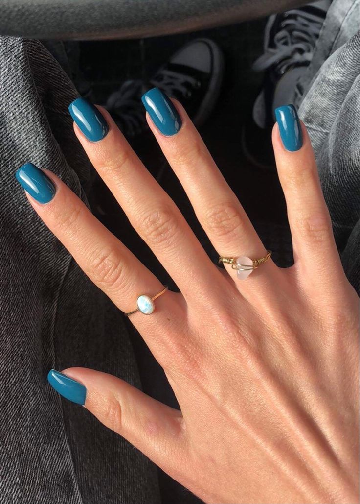 nails, aesthetic, green-blue, teal, crystals, rings, opal, dark blue green Green Blue Nails Acrylic, Classy Spring Nails Almond Blue, Peacock Gel Nails, Turquoise Nail Color, Greenish Blue Nails Acrylic, Hot Colors Nails, Yale Blue Nails, November Nails Fall Blue, Peacock Blue Nails Acrylic