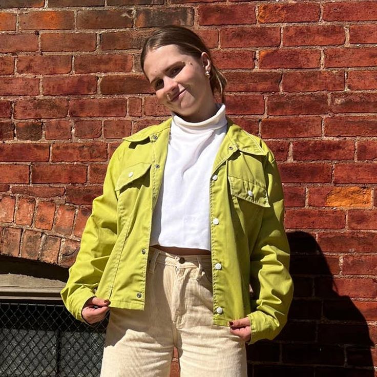 "70s Cute green jacket! Fun piece for fall, wear opened or buttoned up! Tagged size M. Fits true to size. Best fits small-M. White Top stitching detailing. White buttons on front button closure! Two front pockets.  Measurements:  Bust/Chest: 44\" Waist: 40\" Hem: 37\" Length: 22.5\" Shoulder to Shoulder: 17\" Sleeve Length: 24\" Cuff/Armhole Opening Condition: Few thread snags, few small brown stains on sleeve less than half an inch, back has what looks like small pen mark" Green Utility Jacket With Pockets For Fall, Green Single Breasted Utility Jacket For Winter, Green Single-breasted Utility Jacket For Winter, Collared Green Outerwear For Fall, Green Collared Fall Outerwear, Green Collared Outerwear For Fall, Green Utility Outerwear For Fall, Green Collared Utility Jacket With Pockets, Green Utility Jacket With Button Closure For Fall