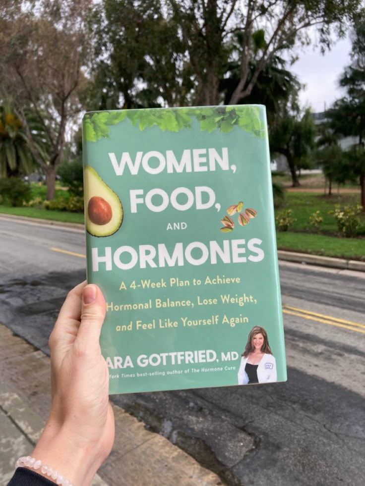 Holding up a hardcover copy of Dr. Sara Gottfried’s book titled Women, Food, and Hormones. Modified Keto, Holistic Nutrition Books, Intermittent Fasting For Women, Fasting For Women, Empowering Books, Healing Books, Library System, Best Self Help Books, Books To Read Nonfiction