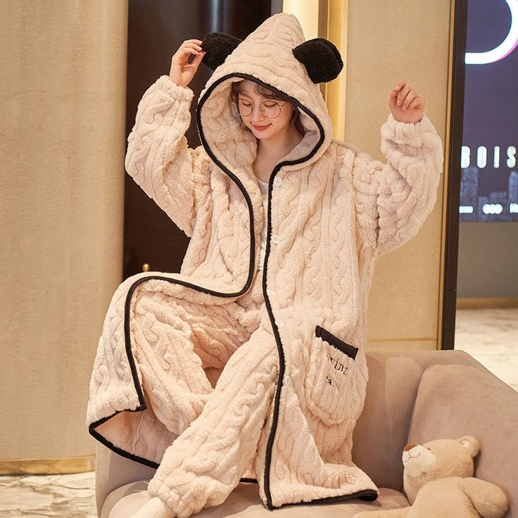 Cute Hooded Robe Winter Pajamas Kawaii Home, Winter Loungewear, Winter Flannel, Womens Long Skirt, Long Sweaters For Women, Beach Party Dress, Long Skirt Fashion, Comfy Winter, Hooded Robe