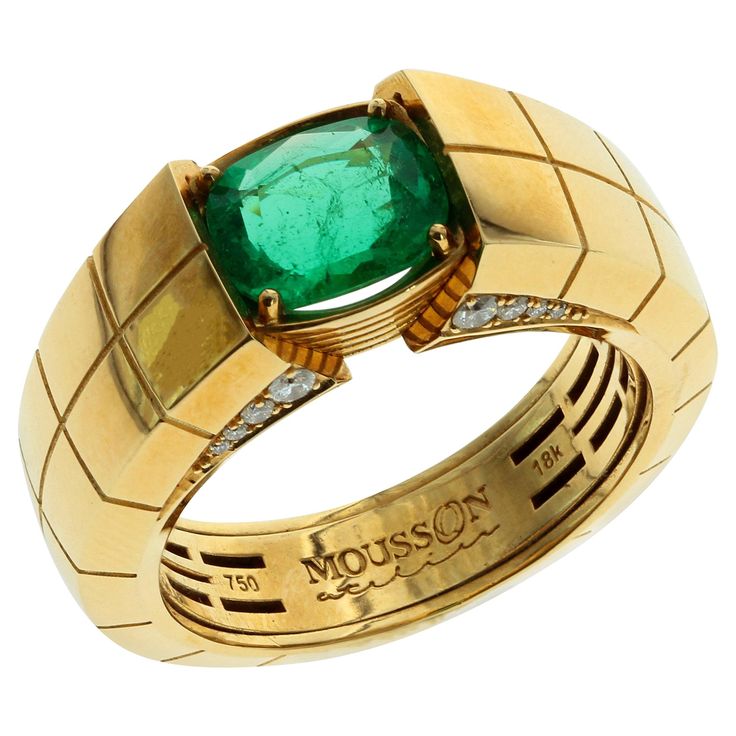 AIGS Certified 1,95 Carat Cushion cut Emerald Male Ring. Bold and Masculine design. Reducing size gallery inside. 33mm x 28 mm x 12 mm 17.60 gms SIZE: 11 1/2 US 65 1/4 EUR Gold Jewellery India, Mens Emerald Rings, Male Ring, Art Jewelry Earrings, Cushion Cut Diamond Ring, Masculine Design, Gold Chain Design, Mens Gold Rings, Gold Rings Fashion