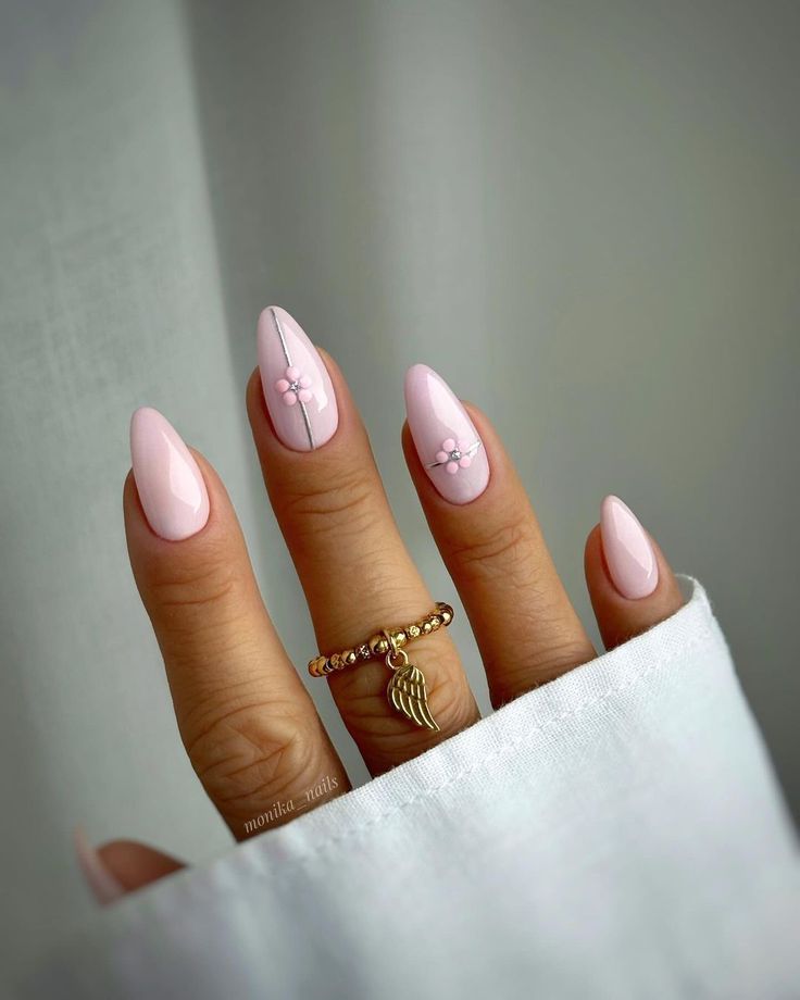 20 Best Summer Nail Trends You'll Love Back To School Nails, Diy Acrylic Nails, Fav Color, Vibrant Nails, School Nails, Vacation Nails, Strong Nails, Pastel Nails, Types Of Nails