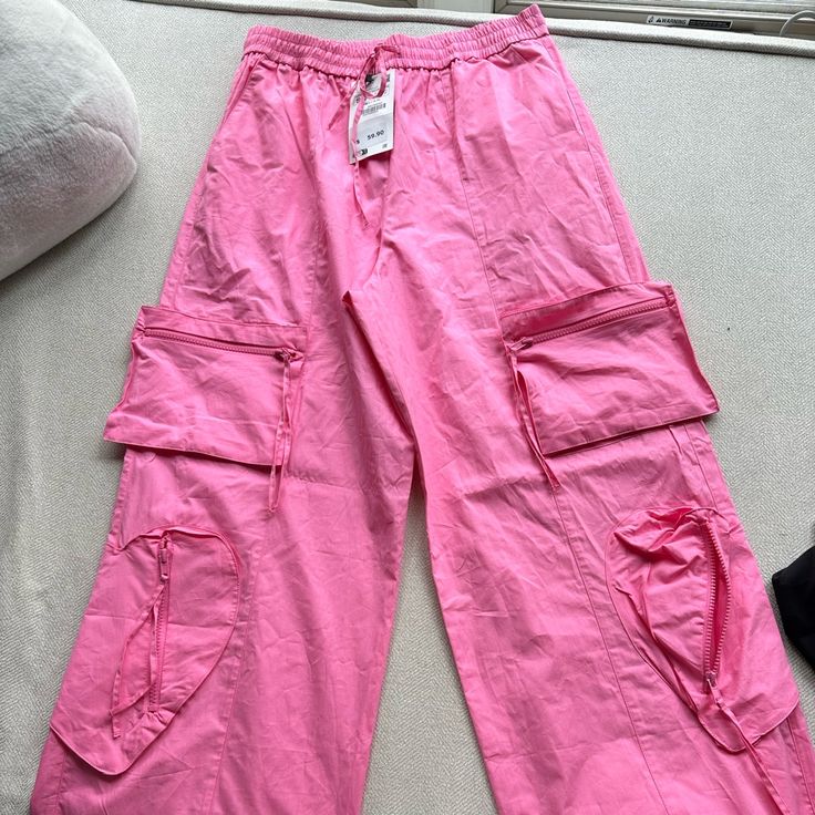 Light Weight Never Worn With Tags Great Spring Or Summer Pant Straight Leg Pink Relaxed Fit Pants With Pockets, Relaxed Fit Pink Pants With Pockets, Pink Wide Leg Utility Parachute Pants, Pink Utility Wide Leg Parachute Pants, Pink Casual Parachute Pants With Multiple Pockets, Pink Wide Leg Cargo Pants, Pink Wide Leg Pants With Multiple Pockets, Pink Wide-leg Cargo Pants, Pink Utility Cargo Style Bottoms