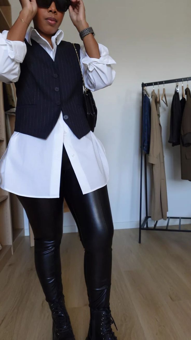 Easy Work Outfits Winter, Hot Minimalist Outfit, Business Casual Party Outfits For Women, Business Vest Outfits For Women, Hairstylist Outfits For Work Black, Fall Outfits 40 Year Old Women, Vest And Pants Outfits For Women, How To Wear Leggings To Work, Elevated Casual Outfits Women Winter