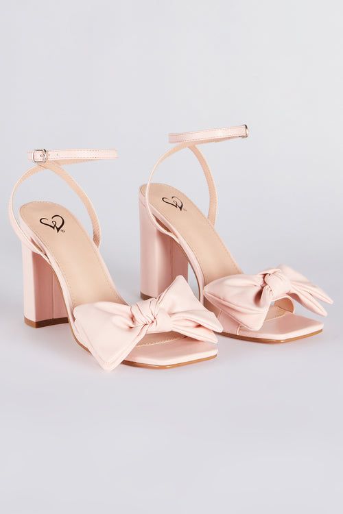 Pink Prom Shoes, College Homecoming, Homecoming 2023, Light Pink Heels, Bridesmaids Bachelorette, Treat Myself, Cute Shoes Heels, Fun Heels, Prom Heels