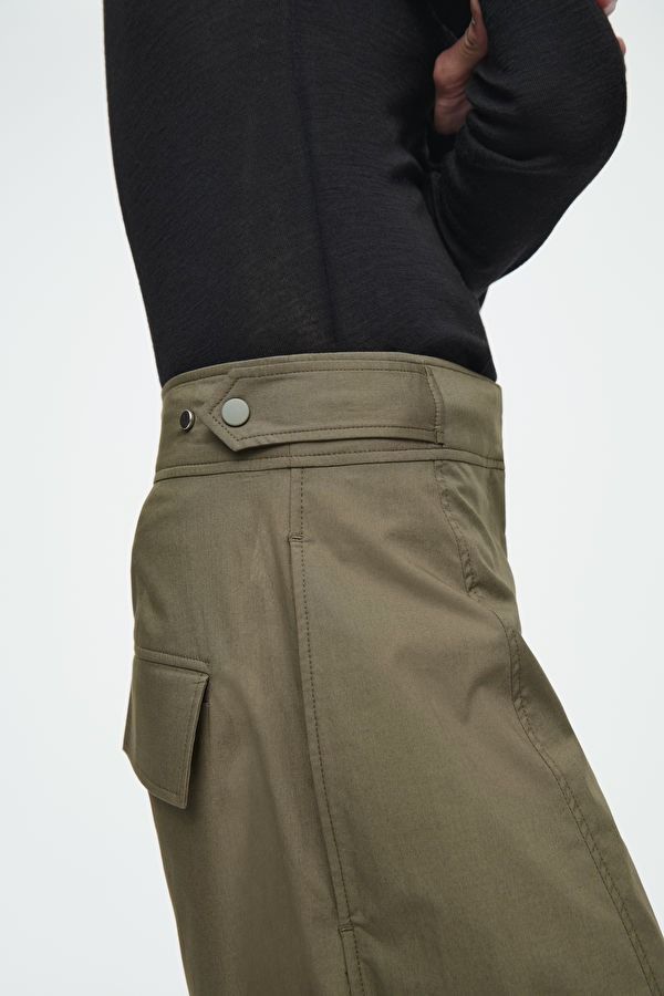 BARREL-LEG UTILITY TROUSERS - KHAKI - COS Khaki Straight-leg Parachute Pants For Work, Wide-leg Cargo Pants For Work With Hip Pockets, Utility Wide Leg Pants With Cargo Pockets For Workwear, Wide-leg Parachute Pants With Side Pockets For Work, Cargo Style Workwear Trousers, Wide-leg Cargo Pants With Belt Loops For Workwear, High-waisted Cargo Pants With Hip Pockets For Work, Utility Wide Leg Pants With Side Pockets For Work, Utility Style Khaki Wide Leg Workwear Pants