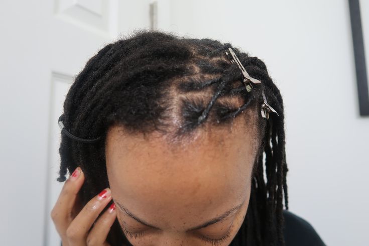 How to RETWIST your Locs at Home - DIY YOUTUBE: DesireeMare IG: itsDesireeMarie_ How To Retwist Locs At Home, Diy Retwist Locs, Diy Loc Retwist, How To Retwist Locs, How To Retwist Your Own Locs, Dreadlock Retwist, How To Retwist Dreads, Retwist Dreads, Starting Locs