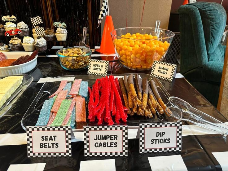 Too Fast Birthday Party Food, Cars Desserts, Ezra 1, Monster Jam Birthday, Hotwheels Birthday Party, 2nd Birthday Party For Boys, Boys First Birthday Party Ideas, Hot Wheels Birthday, Hot Wheels Party