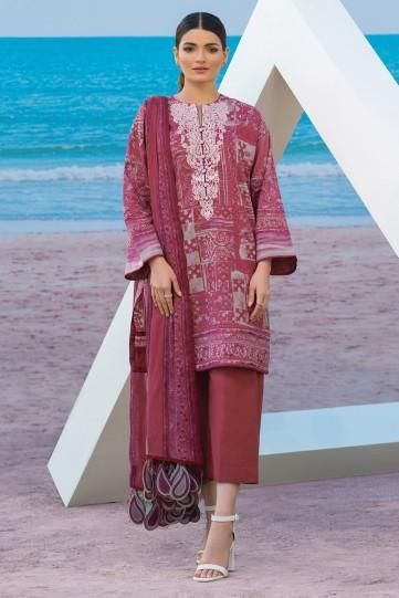 AlKaram SS-8 1-21 PINK Spring Summer 2021 Winter Long Sleeve Cambric Salwar Kameez, Traditional Winter Salwar Kameez In Cambric, Traditional Cambric Salwar Kameez For Winter, Winter Dabka Unstitched Cambric Suit, Pink Unstitched Suit With Naqshi For Eid, Pink Naqshi Dupatta For Eid, Winter Lawn Suit With Printed Motifs, Unstitched Pink Salwar Kameez With Naqshi, Embroidered Pink Salwar Kameez With Long Sleeves