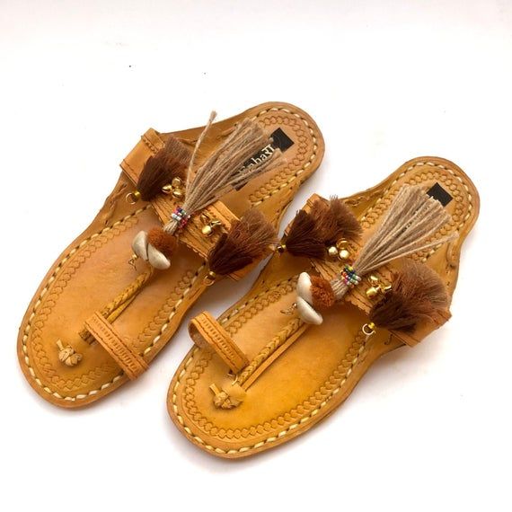 Sport Sandals Outfit, Kolhapuri Chappals, Pom Pom Balls, Indian Shoes, Sandals Outfit, Women Flats, Heels High, Leather Sandals Women, Summer Boho