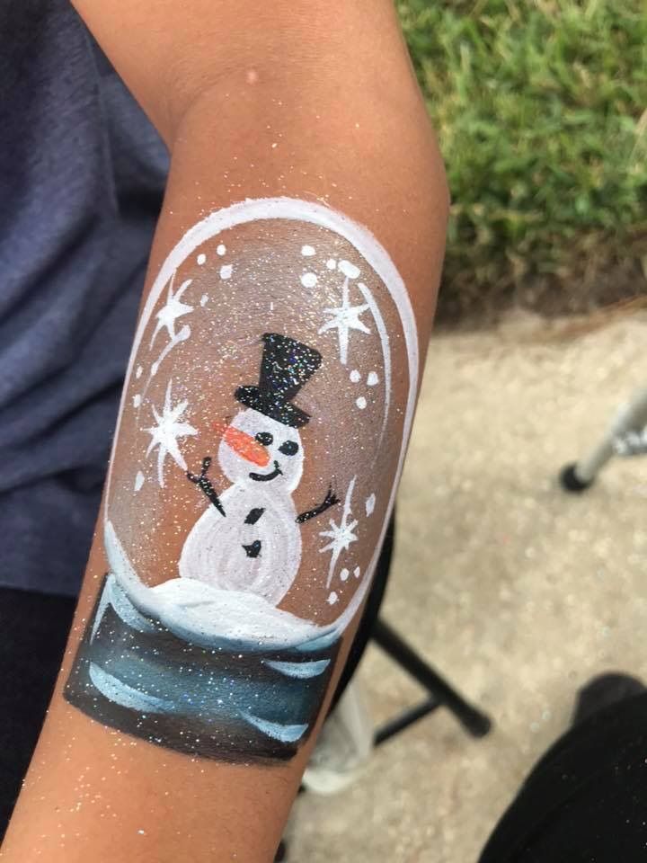 Winter Face Painting Ideas For Kids, Face Painting Boys, Kids Halloween Face, Face Paint Party, Face Painting For Boys, Christmas Face Painting, Cheek Art, Arm Painting, Christmas Tattoo