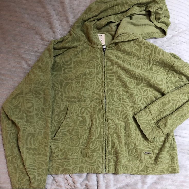 Billabong Terrycloth Zip Up Hoodie Never Worn Bought New Size Xl Comfortable Green Long Sleeve Hoodie, Green Hoodie Sweatshirt For Loungewear, Comfortable Green Hoodie Sweatshirt, Comfortable Green Hooded Sweatshirt, Casual Green Outerwear For Loungewear, Casual Green Outerwear For Home Wear, Green Hooded Sweatshirt For Loungewear, Casual Green Hoodie For Loungewear, Cozy Green Long Sleeve Hoodie