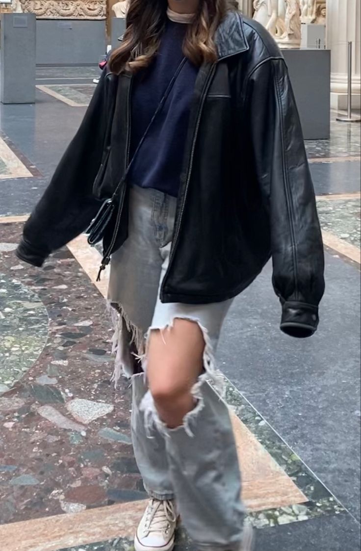 Turtle Neck Layering, Bomer Jacket, Museum Of The Future, Fake Leather Jacket, Museum Outfit, Jeans Converse, Converse Outfits, Oc Stuff, Fits Inspo