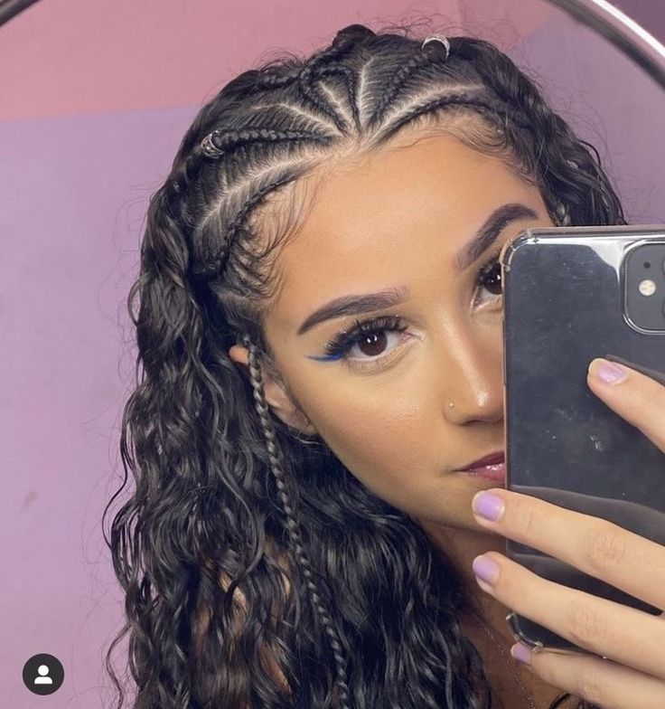 Braid Styles For Short Curly Hair, Cornrows Side Of Head, Braids Hairstyles For Latinas, Cute Vacation Braids, Braided Hairstyles For Latinas, Beach Cornrows, Braided Hairstyles For Latina Women, Braids On Hispanic Women, Braids On Top Of Head With Hair Down