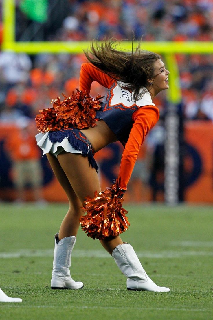 Denver Broncos Bronco Cheerleaders, Payton Manning, Cheer Leaders, Broncos Cheerleaders, Denver Bronco, Cowboys Cheerleaders, Cheerleading Pictures, Go Broncos, Ice Girls