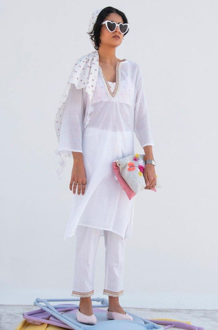 PEONIA KURTA-PANT SET COTTON - Trendroots White Tunic Sets For Summer, White V-neck Festive Kurta, White Festive Kaftan For Spring, White Festive Spring Kaftan, Festive Spring V-neck Kurta, Spring V-neck Kurta With Chikankari Embroidery, V-neck Kurta With Chikankari Embroidery For Spring, Summer Festive V-neck Kurta, Spring V-neck Chikankari Embroidered Sets