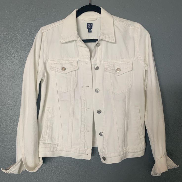 Never Worn! Gap White Jean Jacket Size Small Classic Gap Button-up Outerwear, Chic Gap Spring Outerwear, Chic Gap Outerwear For Spring, Fitted Spring Denim Jacket By Gap, Chic Spring Outerwear By Gap, Chic Long Sleeve Gap Outerwear, Gap Long Sleeve Denim Jacket, Gap Spring Outerwear, Gap Spring Long Sleeve Outerwear