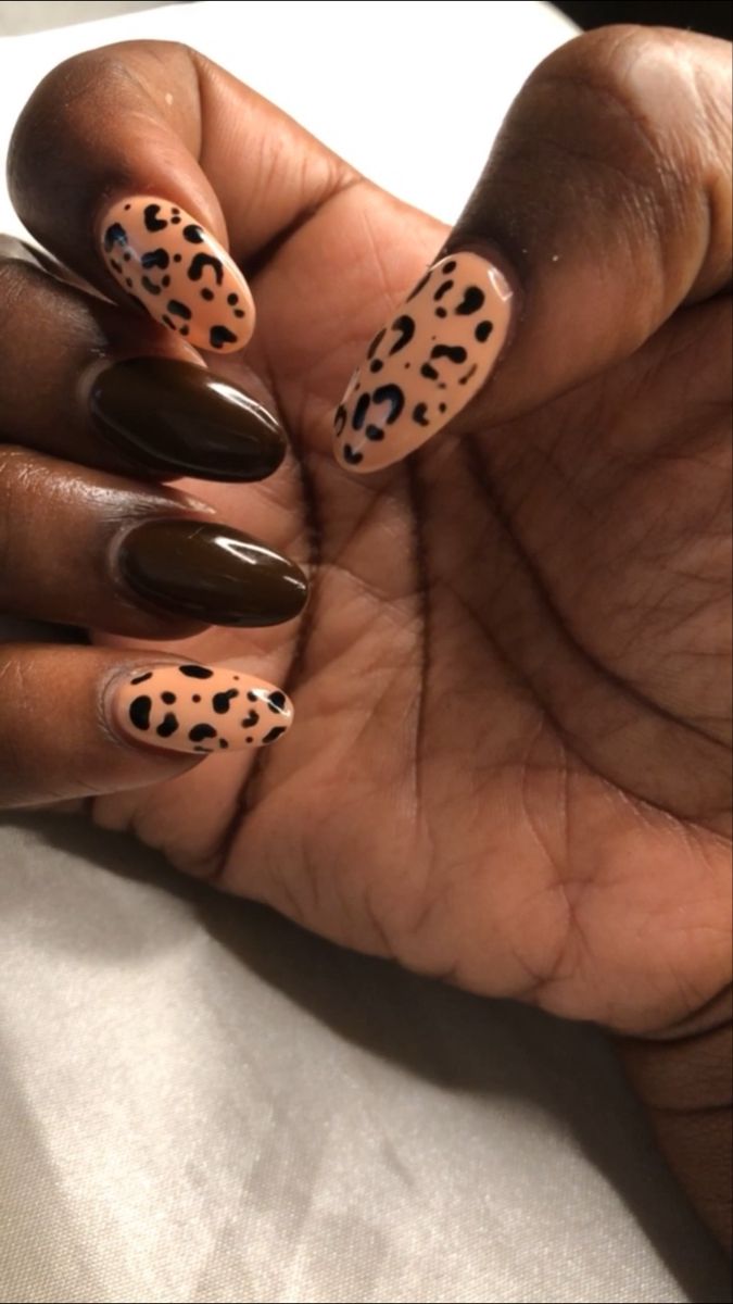 Cheetah Print Dip Nails, Leopard Print Almond Nails, Nails Cheetah Print, Cheetah Nail Designs, Cheetah Print Nails, Animal Print Nails Art, Oc Challenge, Cheetah Nails, Painted Nails