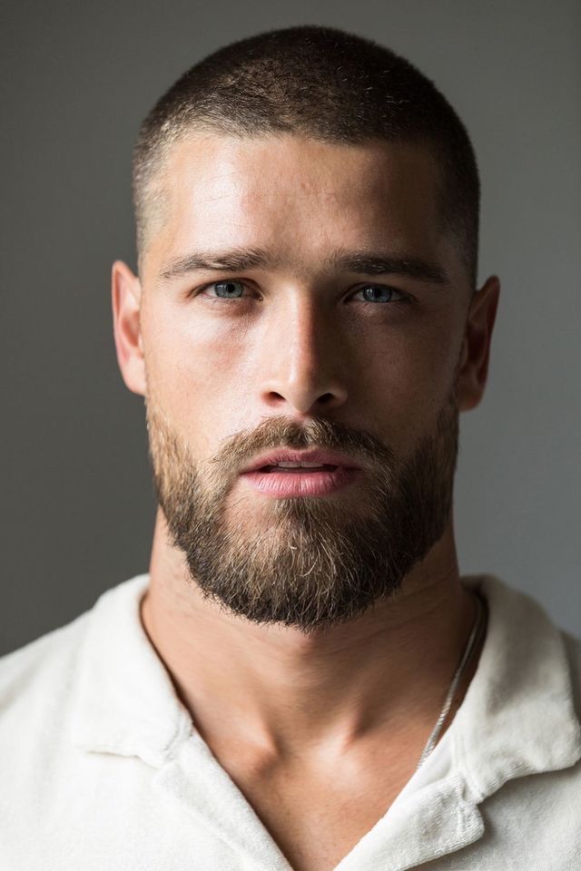 Buzz Cut Styles, Hairstyle Guide, Short Fade Haircut, Man With A Beard, Mens Hairstyles With Beard, Beard Haircut, Mens Hairstyles Thick Hair, Men Haircut, Haircut Styles