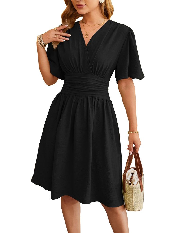 PRICES MAY VARY. Women's summer wrap dress is made of breathable and comfortable material, more friendly to the skin, and soft to wear. Features: Short flared sleeve dress, wrap v neck, a-line, casual swing dress, floral sundress, knee length dress, empire waist dress. Occasion: This women's midi dress is perfect for leisure, work, home, and daily. Good for spring, summer, and fall wear. Match: The v neck wrap dress is easy to pair with any high heels, earrings, necklace, and handbags. The fit a Gaun Fashion, Flare Sleeve Dress, Vestido Casual, Versatile Dresses, Daily Dress, Bell Sleeve Dress, Belarus, Medan, Outfit Casual