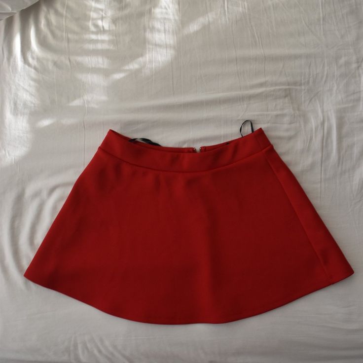 Red Forever 21 Mini Skirt With Gold Zipper Detail On The Back - Size Large. Never Worn, Was Too Small/ Short On Me Red Skirted Skort For Party, Chic Red Flared Mini Skirt, Casual Red Skirt From Forever 21, Trendy Red Flared Skirt Bottoms, Casual Red Skirt By Forever 21, Casual Red Full Mini Skirt, Red Flared Skort For Party, Red Party Skort With Flared Skirt, Forever 21 Red Mini Skirt For Spring