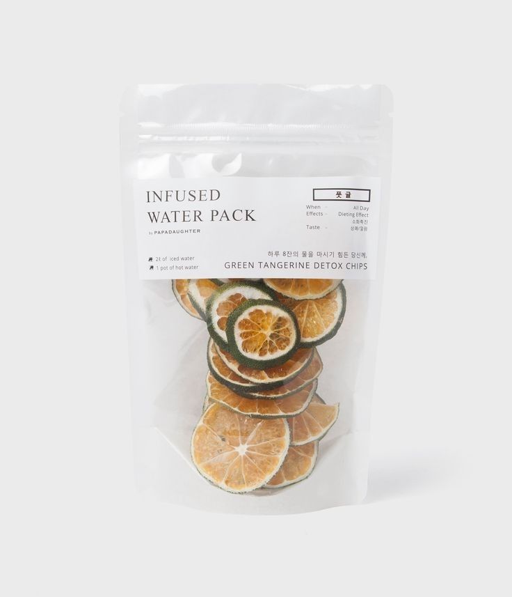 orange slices are packed in a plastic bag