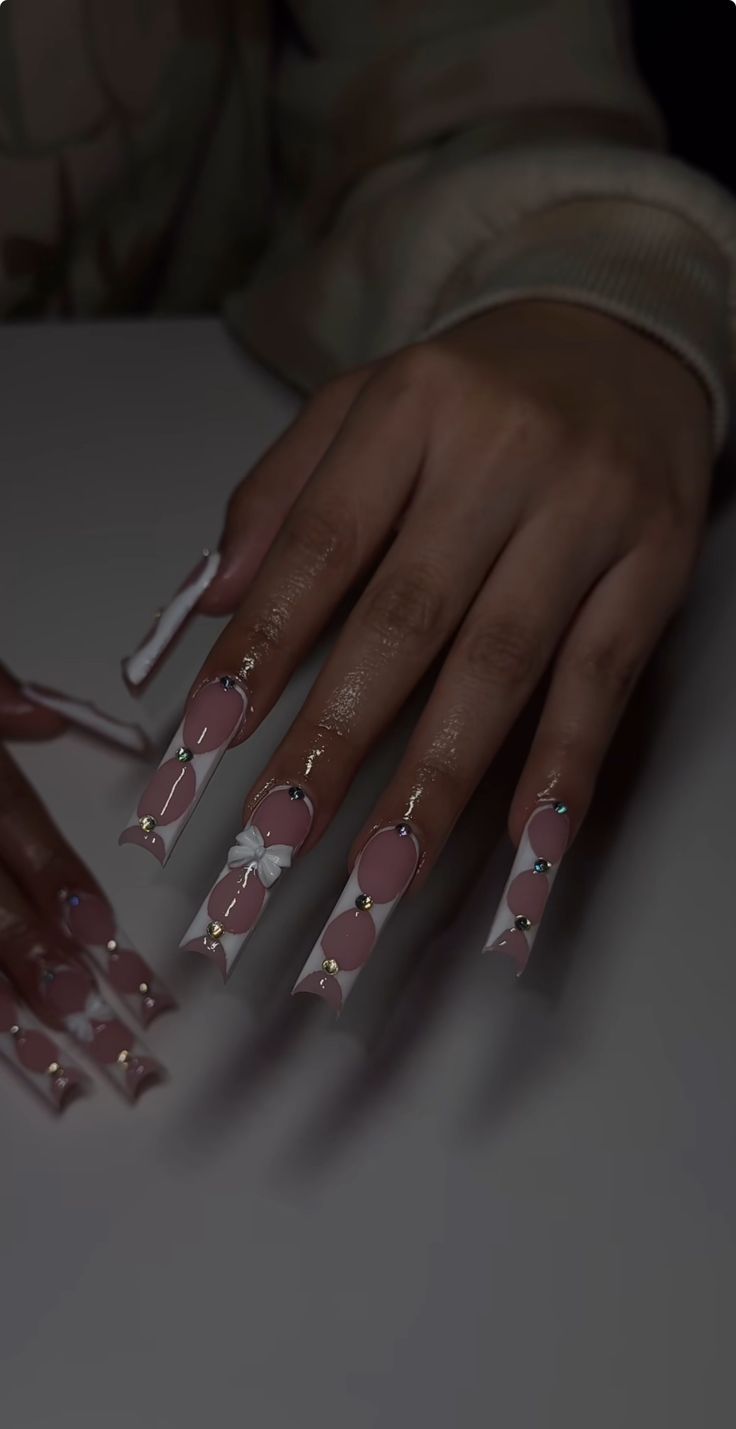 Ongles Bling Bling, Drip Nails, Colored Acrylic Nails, Dope Nail Designs, Exotic Nails, Long Acrylic Nails Coffin, Acrylic Nails Coffin Pink, White Nail Designs, Long Square Acrylic Nails