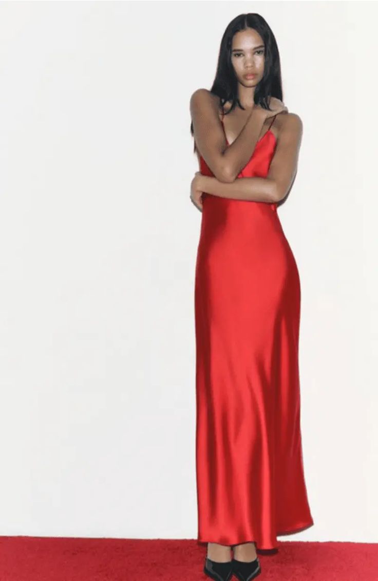 Vestido Acetinado, Vestido Midi Acetinado, Vestido Acetinado Midi, Vestido Longo Acetinado, Vestido Vermelho, Vestido Vermelho Longo, Vestido Vermelho Midi, Vestido Midi Vermelho, Vestidos Vermelhos, Vestido de Festa Vermelho, Vestido Vermelho Zara, Vestido Festa Vermelho, Vestido Vermelho Feminino, Vestido Longo Acetinado Zara Red Dress, Red Dress, Red