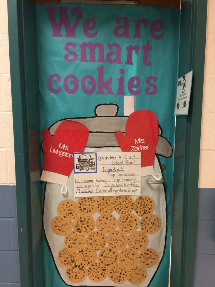 a door decorated to look like a pot full of cookies with the words we are smart cookies on it