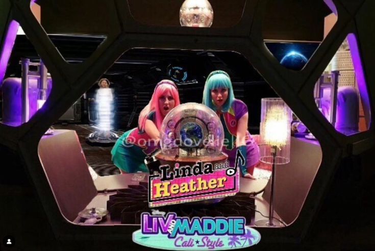 two women sitting in front of a tv screen with the words linda heater live made