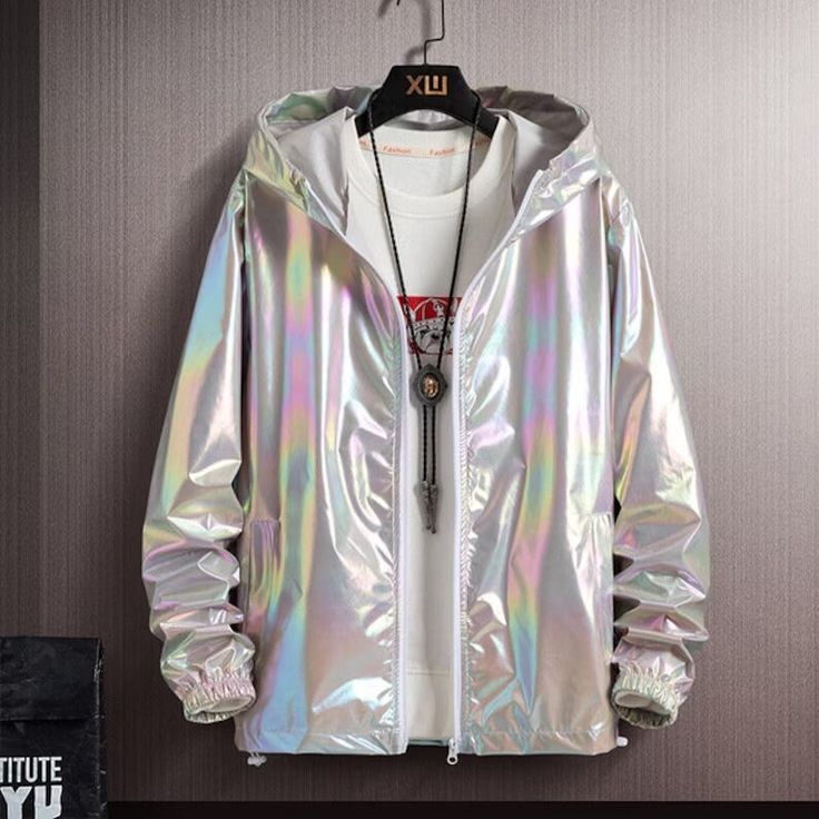 Rave Outfit Men, Aesthetic Jackets, Holographic Jacket, Windbreaker Fashion, Baseball Jacket Women, Sunscreen Clothing, Summer Sweatshirt, Windbreaker Jacket Women, Coat Trends