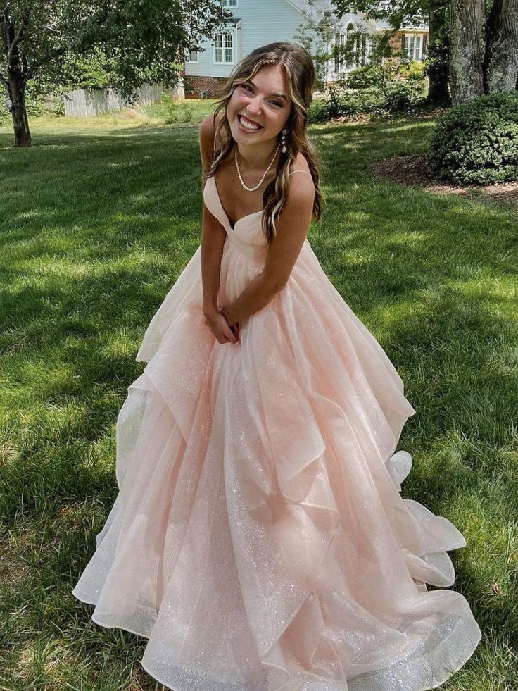 Graduacion Aesthetic, Pink Tulle Evening Dress, Prom Dress Pink, Formal Ideas, Tulle Long Prom Dress, Prom Inspo, Prom Dresses Long Pink, Grad Ideas, Dream Prom