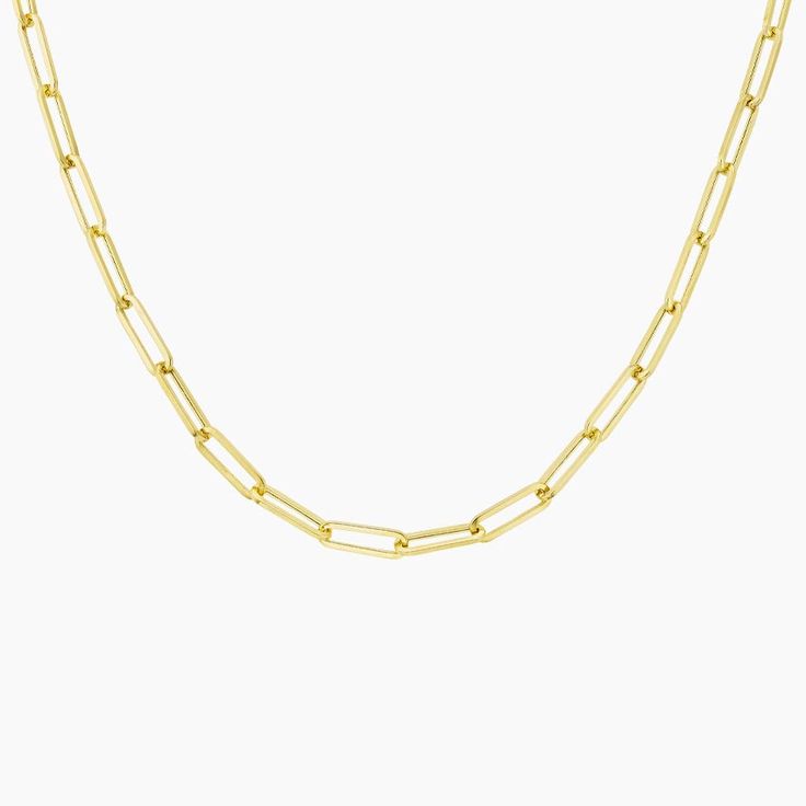 Lola Paperclip 16 in. Chain Necklace (Small) - 14K Yellow Gold. Perfect on its own or paired with other necklaces in a chic stack, this trendy small paperclip chain is a fabulous and stylish statement piece. Paperclip Chain Necklace, Detailed Necklace, Gold Jewelry Necklace, Brilliant Earth, Gold Chain Necklace, Paper Clip, Eternity Ring, Quality Jewelry, Devon