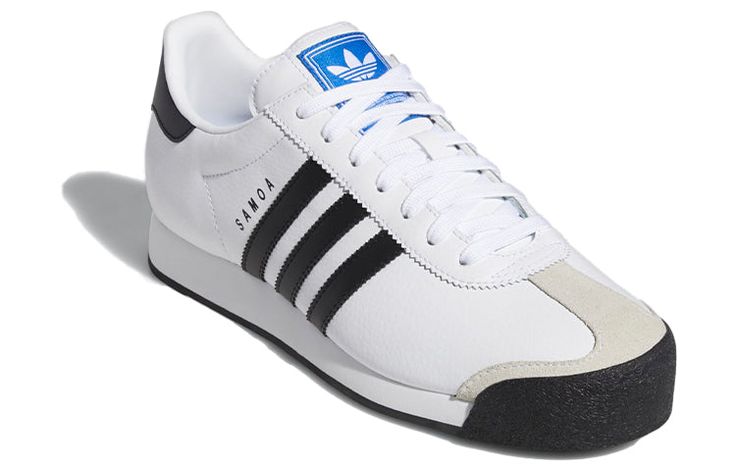 Adidas Samoa LEA Whte/Black 675033 Cute Running Shoes, Football Casuals, Adidas Running Shoes, Sneakers Men Fashion, Samoa, Adidas Superstar Sneaker, Stylish Sneakers, Adidas Online, White Adidas