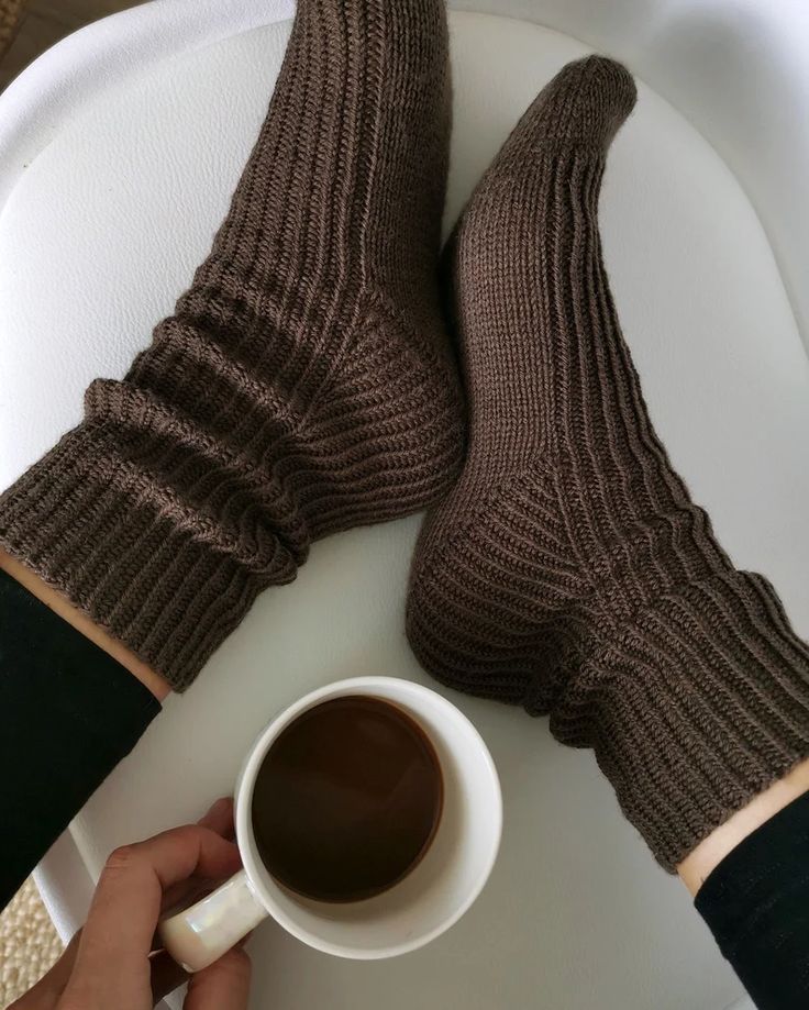 Instructions I MELITTA Socks - Etsy Finland Comfortable Cheap Knitted Socks, Hand Knit Socks Patterns Simple, Nimble Needles Socks, Socks Knitted Flat, Texture Socks, Cable Knit Socks, Socks Knitting, Hand Knit Socks, Lace Knitting Patterns