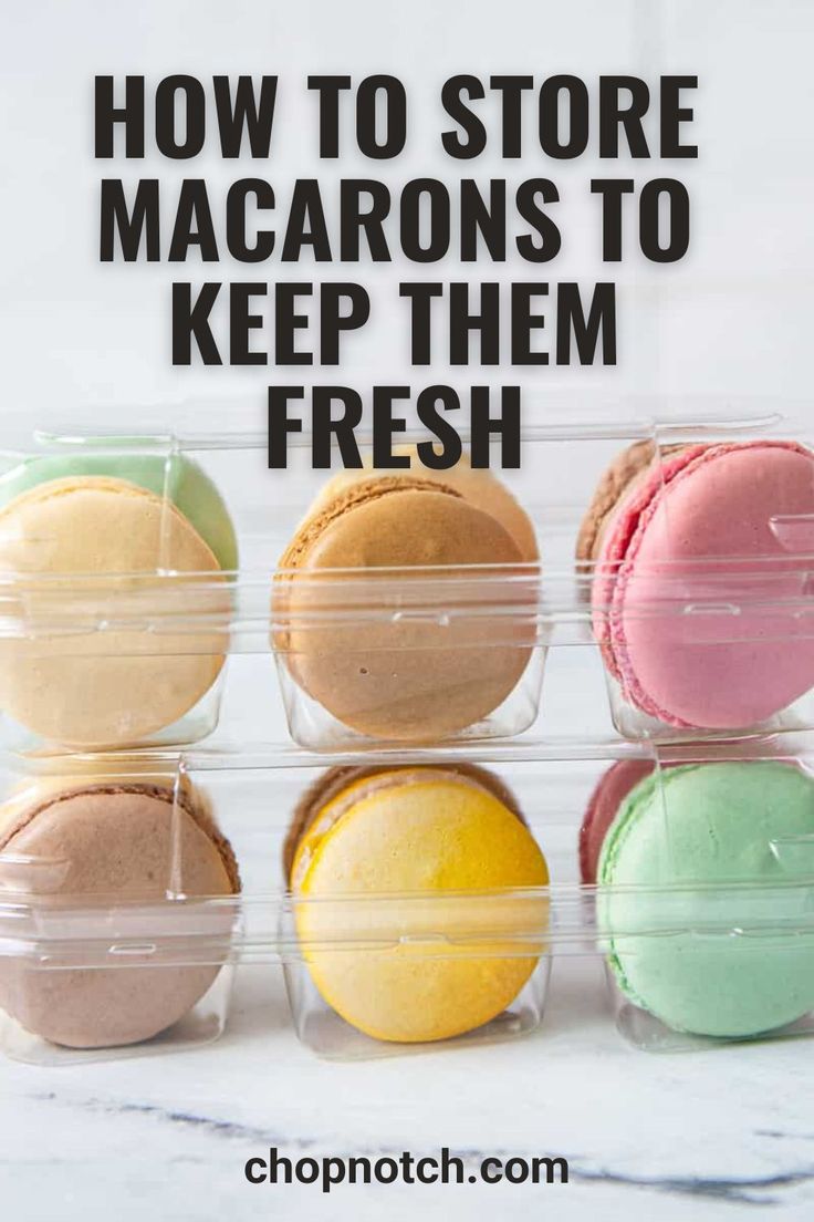 Macarons (not to be confused with macaroons which are coconut-based!) are crisp and delicious. They come in many flavors and colors. Macarons are always popular whether you're serving them at a tea party, for dessert, or as a simple snack with coffee. It's useful to know how to store macarons, whether you have store-bought macarons or fresh macarons. Read more here! #Macarons #MacaronsStorage #HowToStore #DessertStorage How To Store Macarons, Easiest Macaron Recipe, Storing Macarons, How To Display Macarons, French Macaron Troubleshooting, Macaron Store, Macaron Stand, How To Make Macaroons, Macarons Recipe Easy