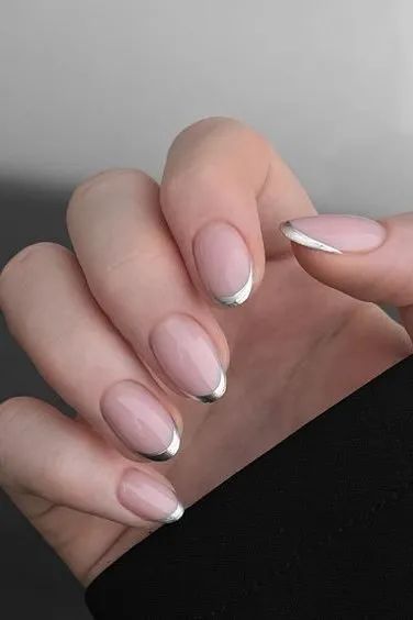 French Tip Nails In Color, French With Silver Nails, French Silver Tip Nails, French Manicure Silver Tips, Metallic French Manicure, Silver Dress Nails, French Metallic Nails, Silver Tip Nails French Manicures, Nails For Silver Dress