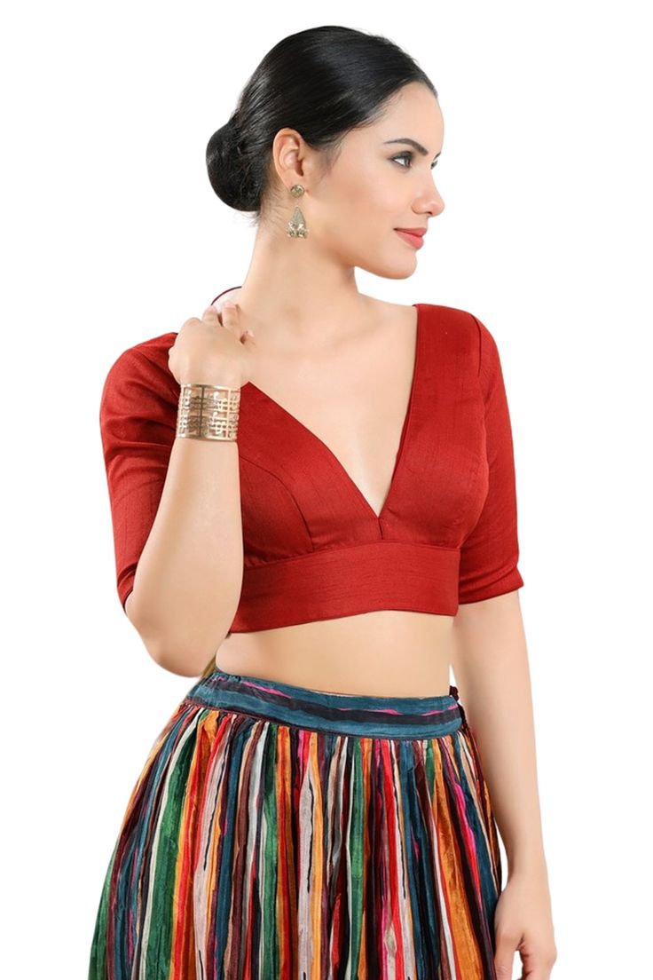 Product Features: Blouse Color: Red Blouse Fabric: Silk Pattern: Solid Sleeves: Sleeveless Neckline: Sweath Closure: Back Open Wash: Dry Clean Occasion: Casual,Festival,Bridesmaid Product Type: Blouse Disclaimer: There will be slight difference in digital to actual image Red Padded Blouse Piece For Summer, Red Fitted Sleeveless Blouse, Red Unstitched V-neck Blouse Piece, Red Sleeveless Party Blouse, Fitted Sleeveless Red Blouse, Red Sleeveless Fitted Blouse, Fitted Red V-neck Blouse Piece, Red Fitted V-neck Blouse Piece, Fitted Red V-neck Blouse