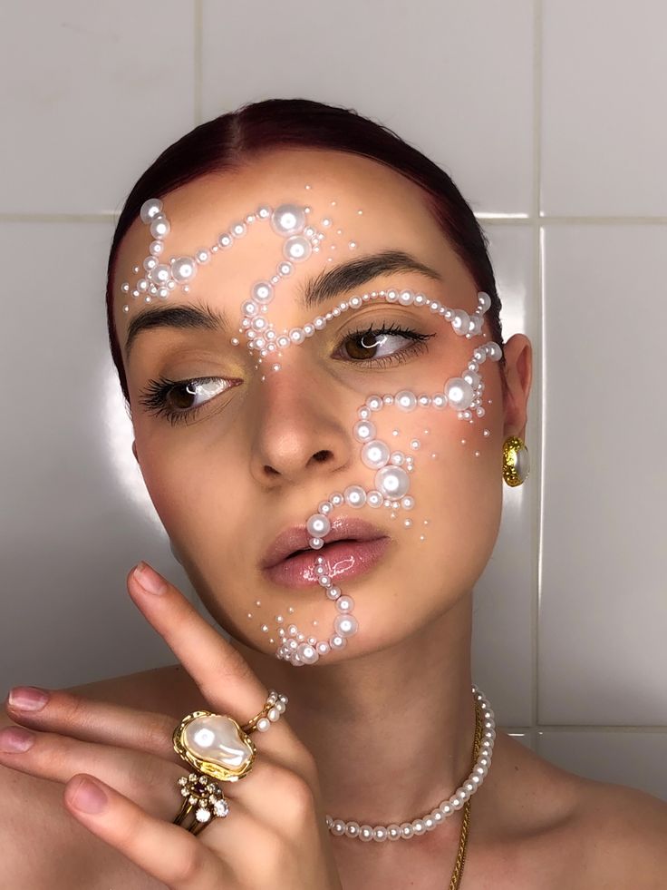 Inspo from Pinterest, @blorymakeup on insta Pearl Editorial Makeup, Pearl Makeup Photoshoot, Pearl Makeup Look, Pearl Shoot, Pisces Makeup, Pearl Photoshoot, Pearl Makeup Looks, Artsy Makeup Look, Textured Makeup