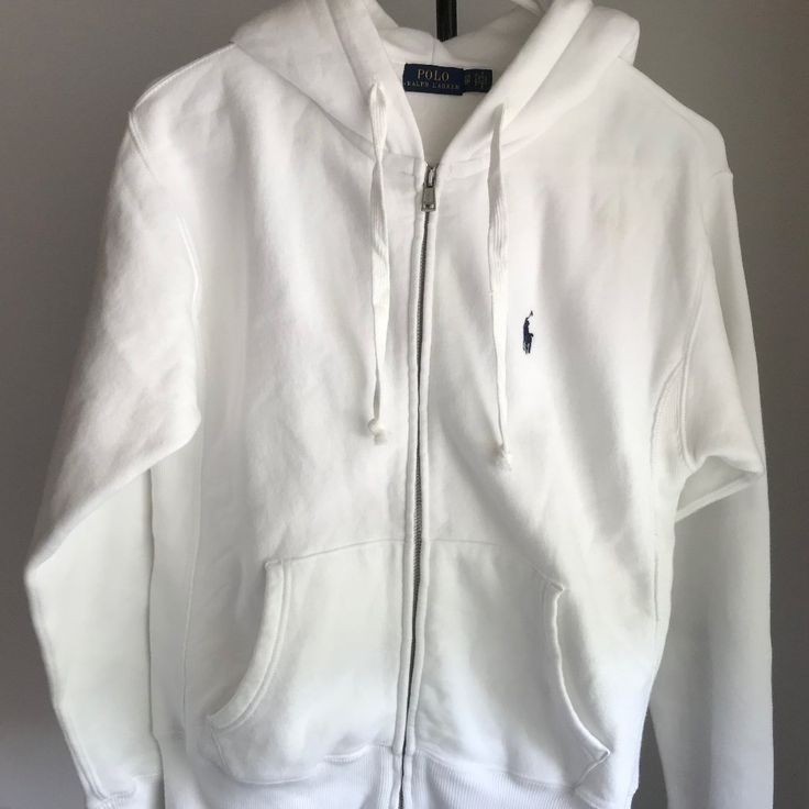 Condition: Brand New With Minor Flaws.(Pic 2, Pic 3) Size: Xs Bust: 96cm Length: 60cm 84% Cotton, 16% Polyester The Original Price Is $168 Ralph Lauren Sporty Sweatshirt For Streetwear, White Cotton Hoodie Tops, White Long Sleeve Hoodie For Loungewear, Casual Cozy Fit Winter White Top, Ralph Lauren Long Sleeve Sweatshirt For Streetwear, White Casual Hoodie Top, White Hooded Cotton Top, Casual White Hoodie Top, White Cotton Hooded Top