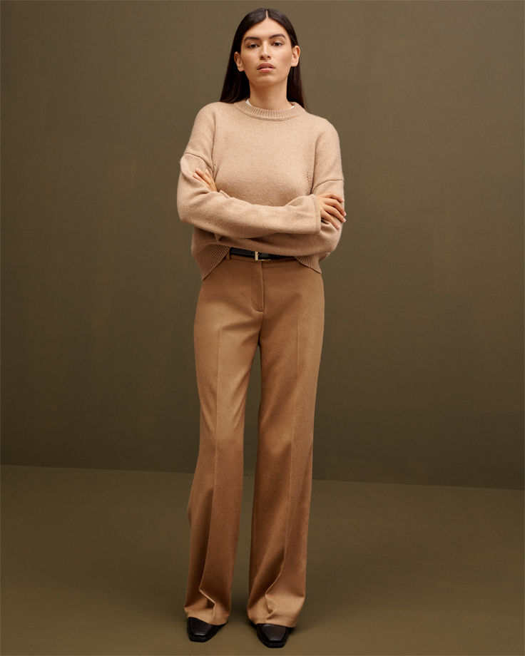 Get to know the casual friend to our best-selling wide leg trouser, with the stylish addition of classic functional details, belt loops, and buttons at back pockets. Crafted from luxe textured Italian wool, this style will instantly elevate your fall/winter wardrobe. Womens Wool Pants, Fall Winter Wardrobe, Winter Wardrobe, Soho, Women's Pants, Camel, Wide Leg, Fall Winter, Pants For Women