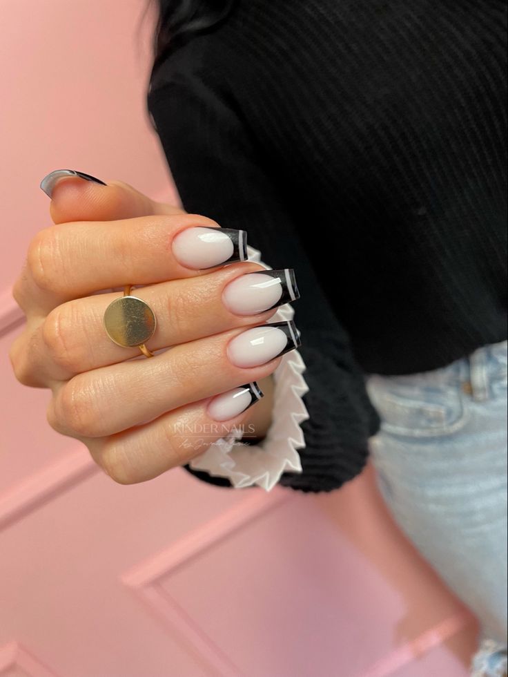 Milky white base with a black french at the gorgeous beauty salon ✨ Black And White Nail, Black French Nails, White French Nails, Black And White Nail Art, Black French Tips, White Nail Art, Black French, White Nail, Milky White