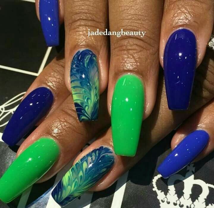 Love it Blue And Green Nails, Mommy Nails, Toe Colors, Dyed Dreads, Artsy Nails, Bright Nail Designs, Swirl Nails, Sweet Nails, Dearra Nails